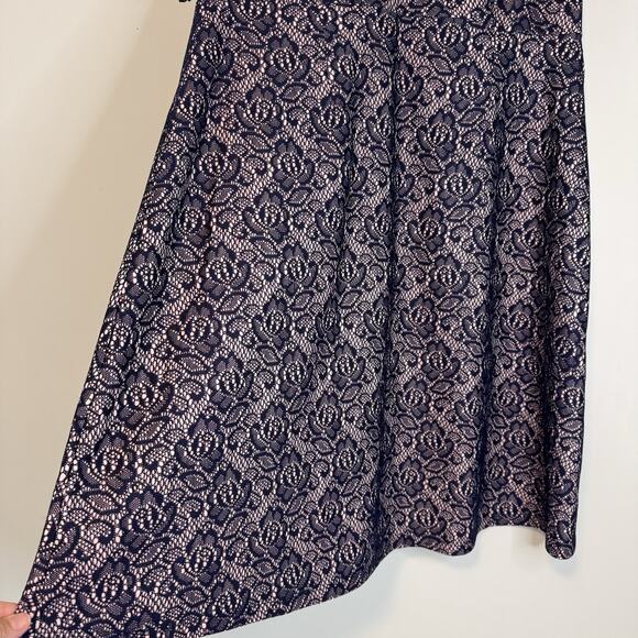 Motherhood Maternity Gender Reveal Dress Women's Large Pink Blue Lace Ribbon NWT - Picture 3 of 12